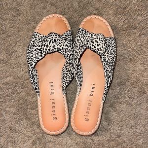 Gianni Bini Platform Sandals